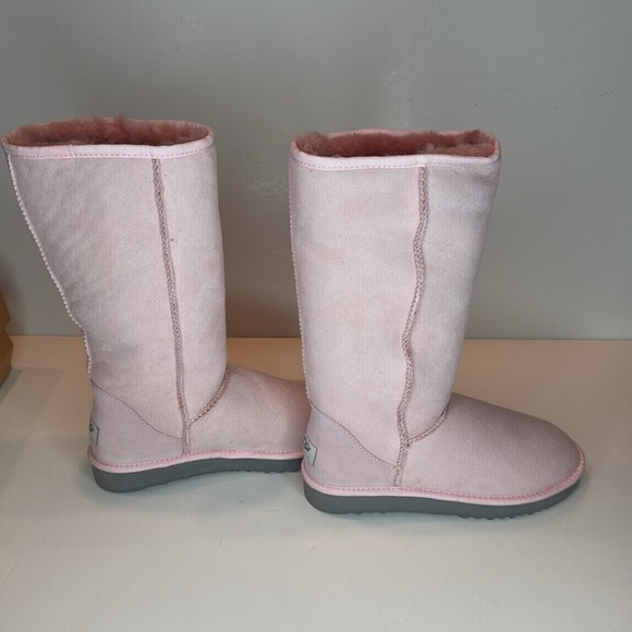 Ugg classic tall baby pink boots - Picture 6 of 13